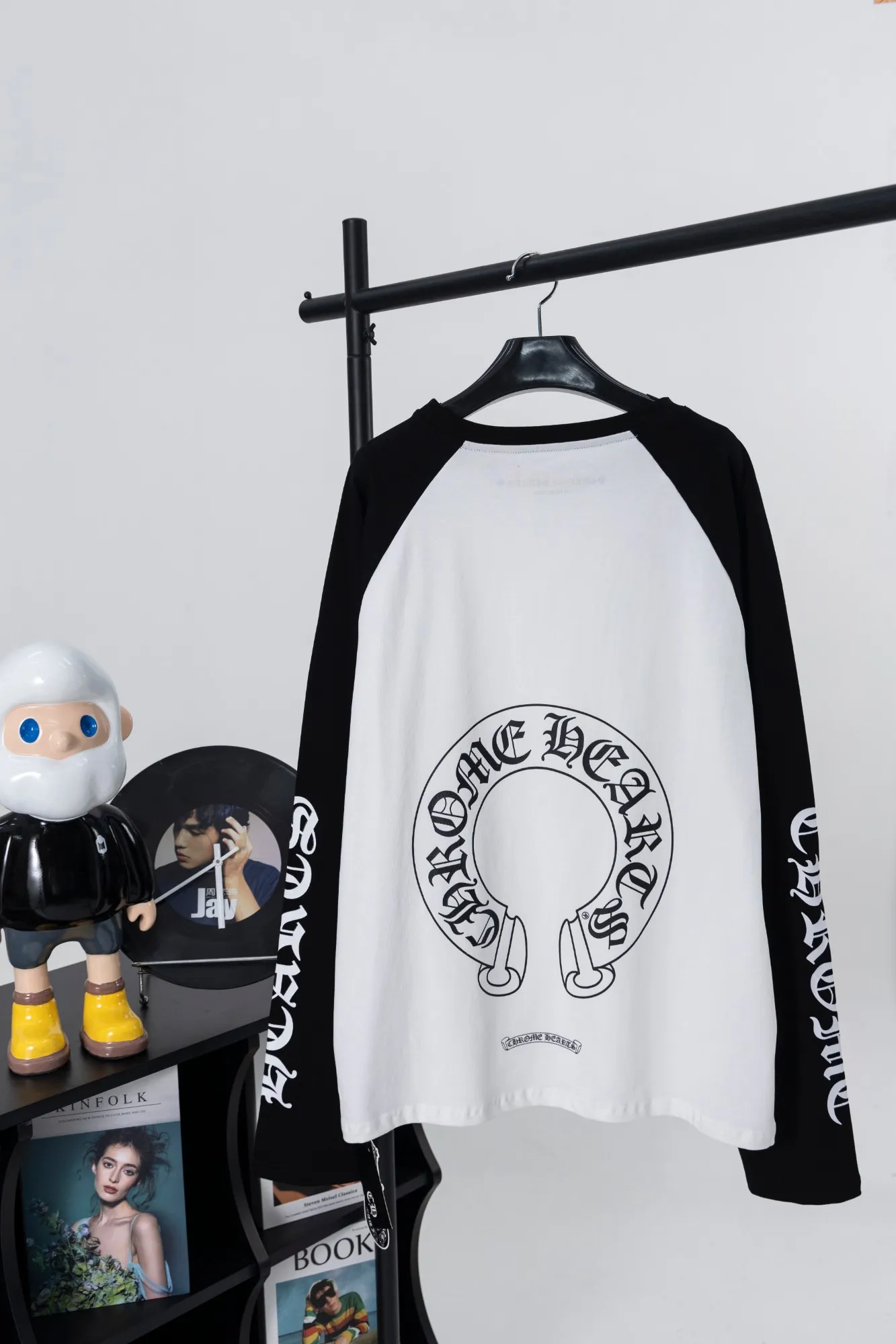 P150 Style #k01 Chrome Hearts/Chrome Heart 23ss Sanskrit horseshoe stitching printed popular long-sleeved T-shirt 260g 70 pure cotton double yarn, skin-friendly, comfortable, soft and breathable, matching thread, long-term washing without deformation Color: white black white blue -Size: S M L XL